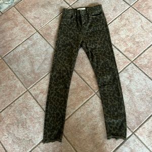 Zara high waisted,skinny,animal print, frayed at bottom,straight leg Jean.